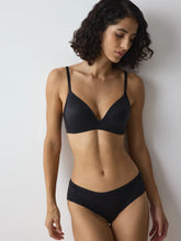 Load image into Gallery viewer, Triumph Body Make-Up Soft Touch Non-wired T-shirt Bra - Black