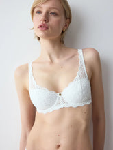 Load image into Gallery viewer, Triumph Amourette Half Cup Padded Bra - White