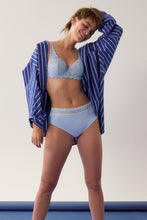 Load image into Gallery viewer, Triumph Amourette Half Cup Padded Bra - Ice