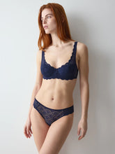 Load image into Gallery viewer, Triumph Amourette Half Cup Padded Bra - Admiral