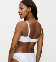 Load image into Gallery viewer, Triumph Amourette Minimizer bra - White