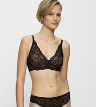 Load image into Gallery viewer, Triumph Amourette Charm Non-wired Bra