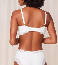 Load image into Gallery viewer, Triumph Lift Smart Padded Bra