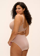 Load image into Gallery viewer, Elomi Smooth Moulded Bra - EL4301