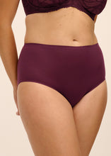 Load image into Gallery viewer, Fantasie Smoothease Invisible Stretch Full Brief - Bordeaux