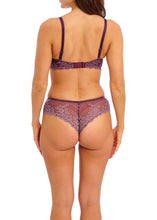Load image into Gallery viewer, Wacoal Embrace Lace Plunge Bra - Italian Plum / Valerian