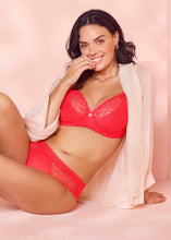 Load image into Gallery viewer, Wacoal Raffine Classic Underwire Bra - Hibiscus