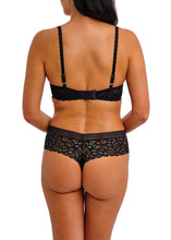 Load image into Gallery viewer, Wacoal Raffine Plunge Bra - Black