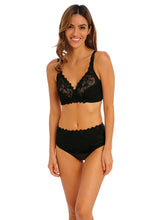Load image into Gallery viewer, Wacoal Eglantine Control Brief - Noir