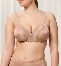 Load image into Gallery viewer, Triumph Ladyform Soft Minimizer Bra - Smooth Skin