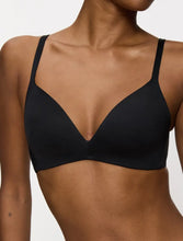 Load image into Gallery viewer, Triumph Body Make-Up Soft Touch Non-wired T-shirt Bra - Black