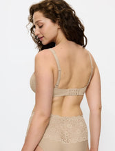 Load image into Gallery viewer, Triumph Amourette Half Cup Padded Bra - Skin