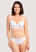 Load image into Gallery viewer, Sans Complexe Arum Briefs - White
