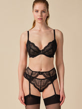 Load image into Gallery viewer, Gossard Superboost Lace Suspender - Black