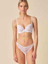 Load image into Gallery viewer, Gossard Superboost Lace Non-Padded Plunge Bra - White