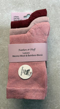 Load image into Gallery viewer, Feathers & Fluff Luxury Merino Wool & Bamboo Blend Plain Socks - 3 Pair Pack