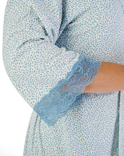 Load image into Gallery viewer, Gaspé 42" Supersoft Ditsy Print or Solid Colour Kimono Wrap - GL07704