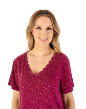 Load image into Gallery viewer, Gaspé 40" Supersoft Star Print Short Sleeve Nightdress - GL08701