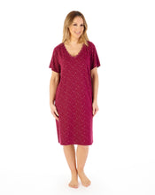 Load image into Gallery viewer, Gaspé 40" Supersoft Star Print Short Sleeve Nightdress - GL08701