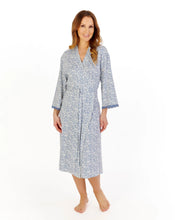 Load image into Gallery viewer, Gaspé Supersoft Leopard Print 42" Kimono Wrap - GL1710