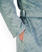 Load image into Gallery viewer, Slenderella Embossed Pattern Fleece 46" Shawl Collar Wrap - HC06318