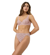 Load image into Gallery viewer, Triumph Amourette Half Cup Padded Bra - Mauve Rose