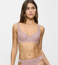 Load image into Gallery viewer, Triumph Amourette Half Cup Padded Bra - Mauve Rose