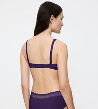 Load image into Gallery viewer, Triumph Amourette Half Cup Padded Bra - Royal Purple