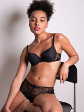 Load image into Gallery viewer, Passionata White Nights T-shirt Bra - Black