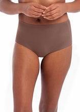 Load image into Gallery viewer, Fantasie Smoothease Invisible Stretch Full Brief - Coffee Roast