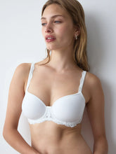 Load image into Gallery viewer, Triumph Amourette Charm Wired Padded Bra
