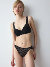 Load image into Gallery viewer, Triumph Amourette Half Cup Padded Bra - Black
