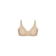 Load image into Gallery viewer, Triumph Amourette Minimizer Non-Wired Bra - Porcelain Mousse
