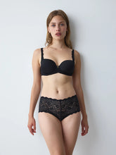 Load image into Gallery viewer, Triumph Amourette Maxi Brief - Black
