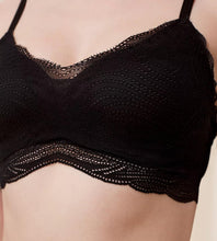 Load image into Gallery viewer, Triumph Lift Smart Padded Bra
