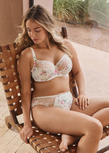 Load image into Gallery viewer, Fantasie Lizbeth Underwired Side Support Bra -White
