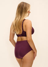 Load image into Gallery viewer, Fantasie Smoothease Invisible Stretch Full Brief - Bordeaux

