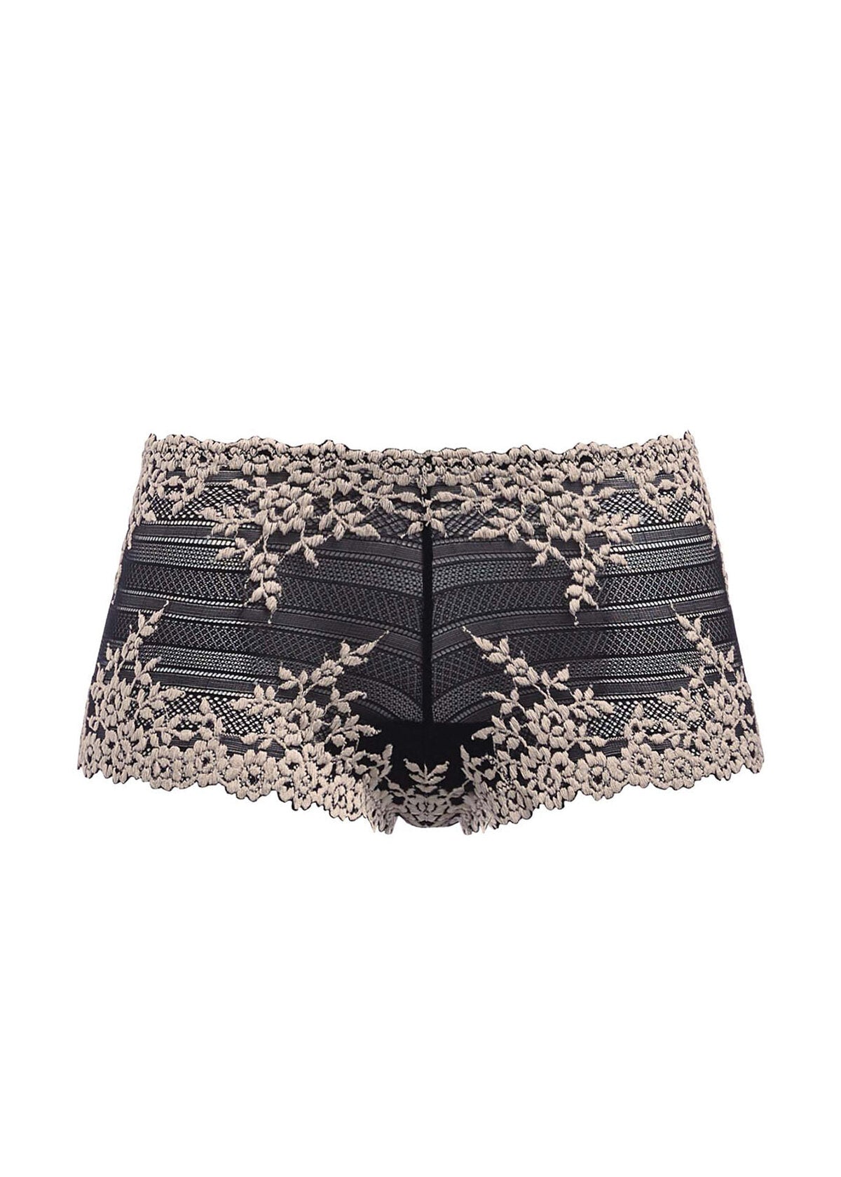 Wacoal Embrace Lace Boy Short - Black