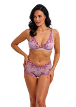 Load image into Gallery viewer, Wacoal Embrace Lace Soft Cup Bra - Keepsake Lilac Multi
