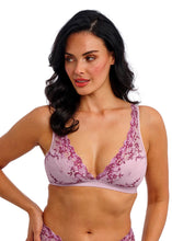 Load image into Gallery viewer, Wacoal Embrace Lace Soft Cup Bra - Keepsake Lilac Multi
