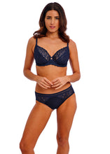 Load image into Gallery viewer, Wacoal Raffine Classic Underwire Bra - Ink
