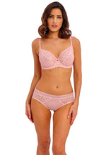 Load image into Gallery viewer, Wacoal Raffine Classic Underwire Bra - Silver Pink
