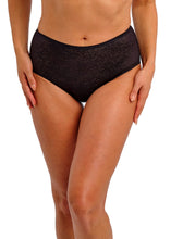 Load image into Gallery viewer, Wacoal Beaute Appeal Brief - Black
