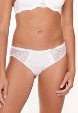 Load image into Gallery viewer, LingaDore Daily Collection Brief - Ivory
