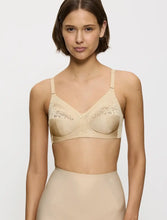 Load image into Gallery viewer, Triumph Claudette Non Wired Bra - Teint
