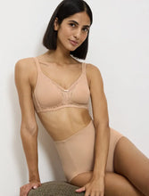 Load image into Gallery viewer, Triumph Modern Lace+Cotton Non-wired Bra
