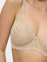 Load image into Gallery viewer, Triumph Amourette High Apex Bra - Skin
