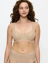 Load image into Gallery viewer, Triumph Amourette Half Cup Padded Bra - Skin
