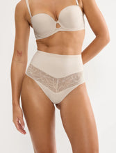 Load image into Gallery viewer, Triumph Comfort Contour High-waist Sring - Nude Beige
