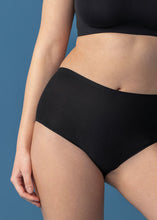 Load image into Gallery viewer, Fantasie Smoothease Invisible Stretch Full Brief - Black
